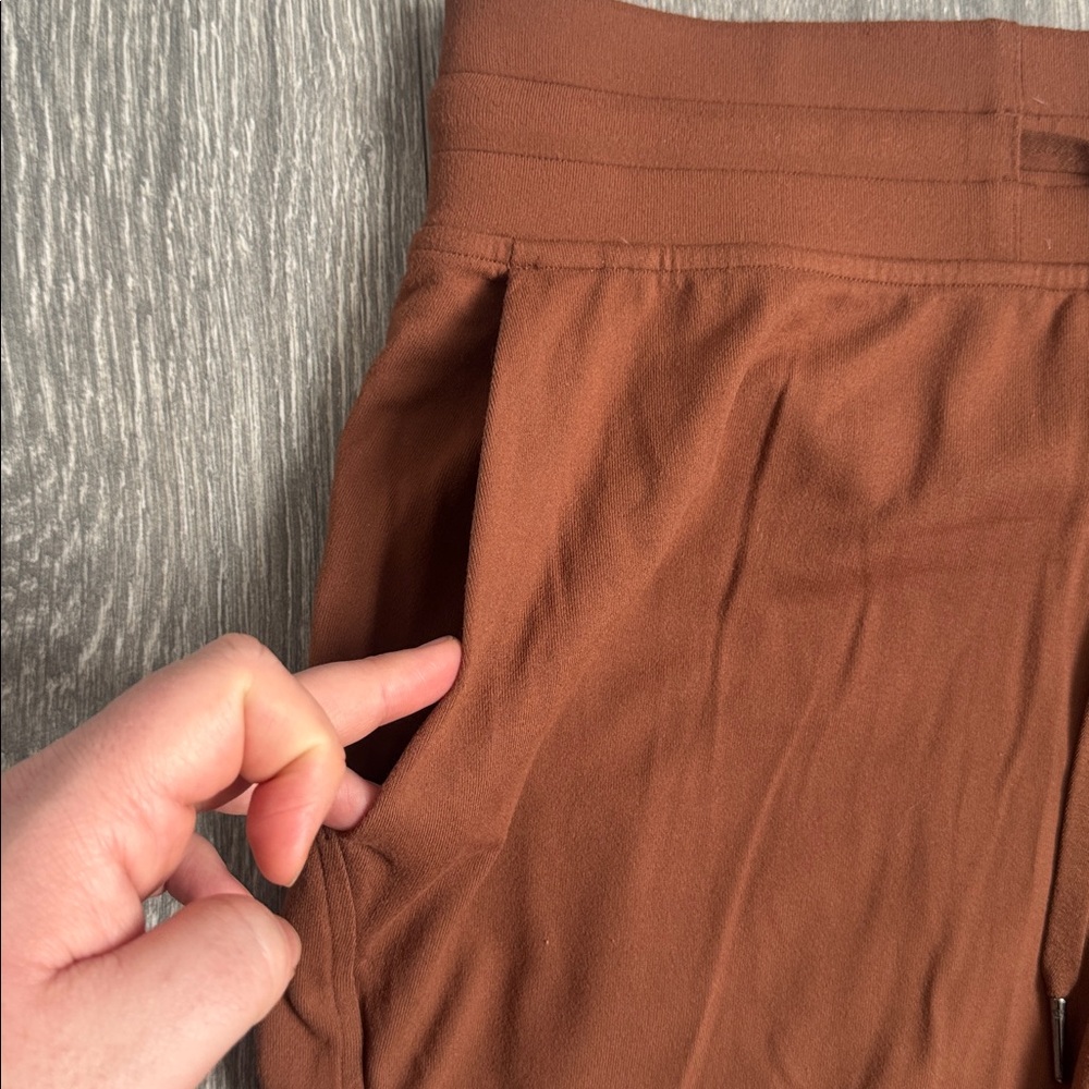 lululemon athletica Brown Pants - Picture 5 of 10